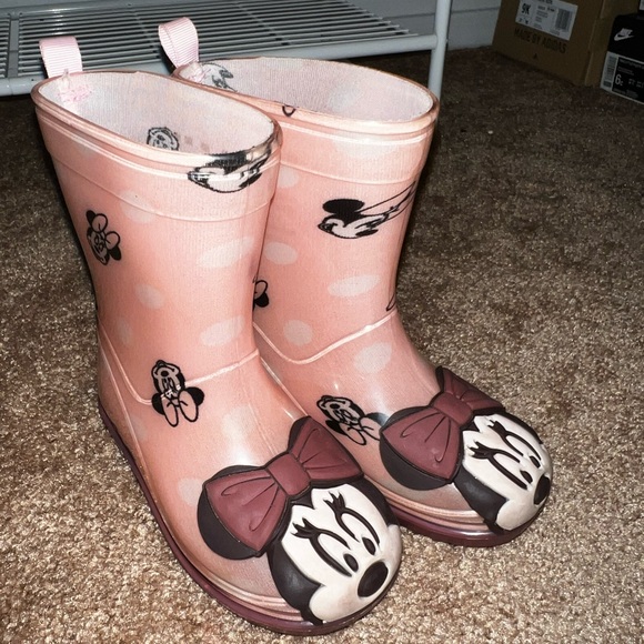 Toddler Minnie Mouse Rain boots - Picture 1 of 2